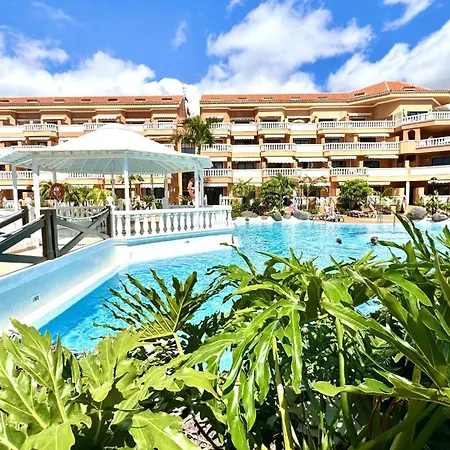 Royal Garden Sea Views By Deihu Experiences Apartament