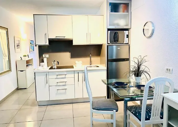 Royal Garden Sea Views By Deihu Experiences