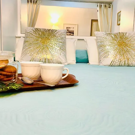 Royal Garden Sea Views By Deihu Experiences Lejlighed